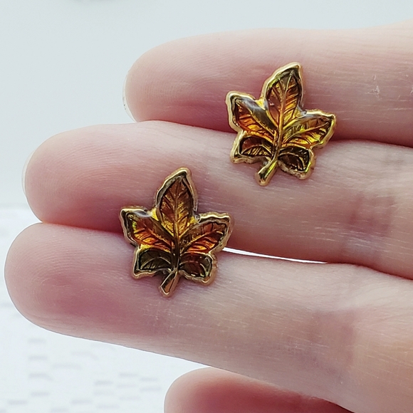 Beautiful Dainty Autumn Leaf Post Earrings - Picture 5 of 5